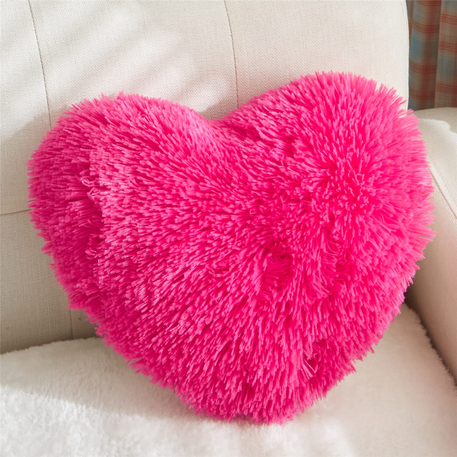 Moowoo Fluffy Faux Fur Heart Throw Pillow For Valentine'S,Mothers Day,Sherpa Plush Fluffy, Solid Color, Heart Shape Pillow For G